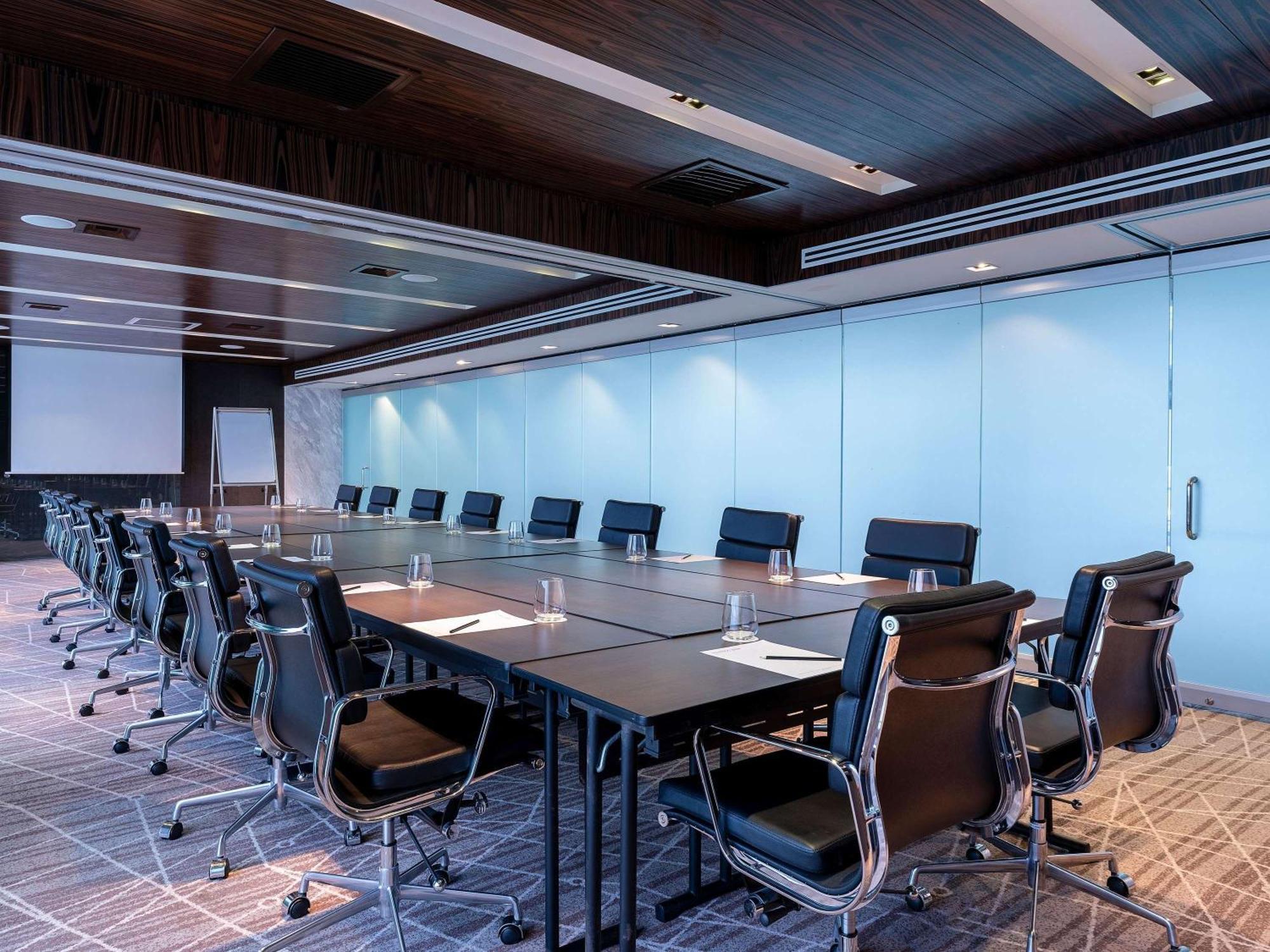 Movenpick Hotel & Convention Centre Klia Сепанг Екстериор снимка Meeting room