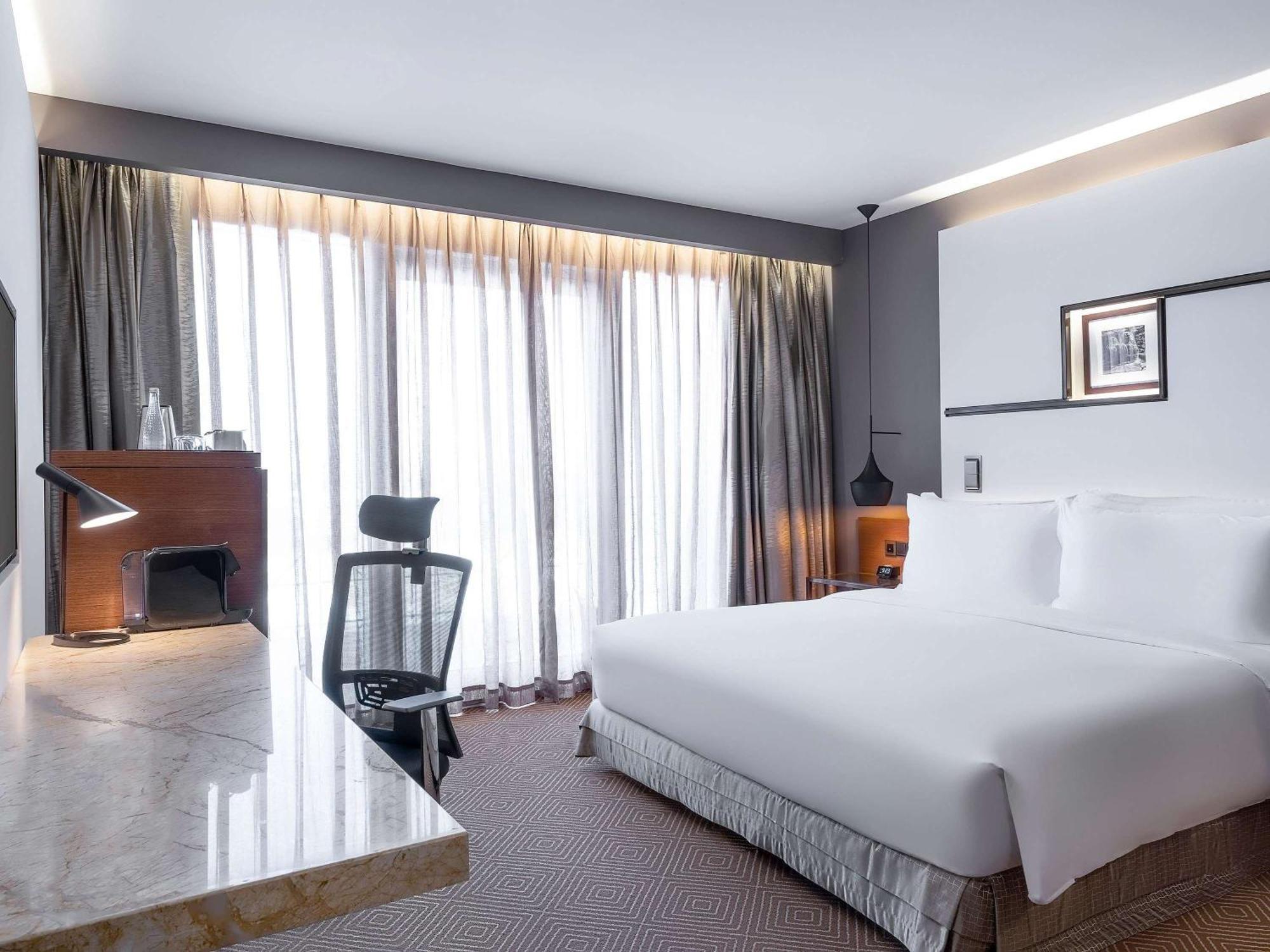 Movenpick Hotel & Convention Centre Klia Сепанг Екстериор снимка Deluxe room