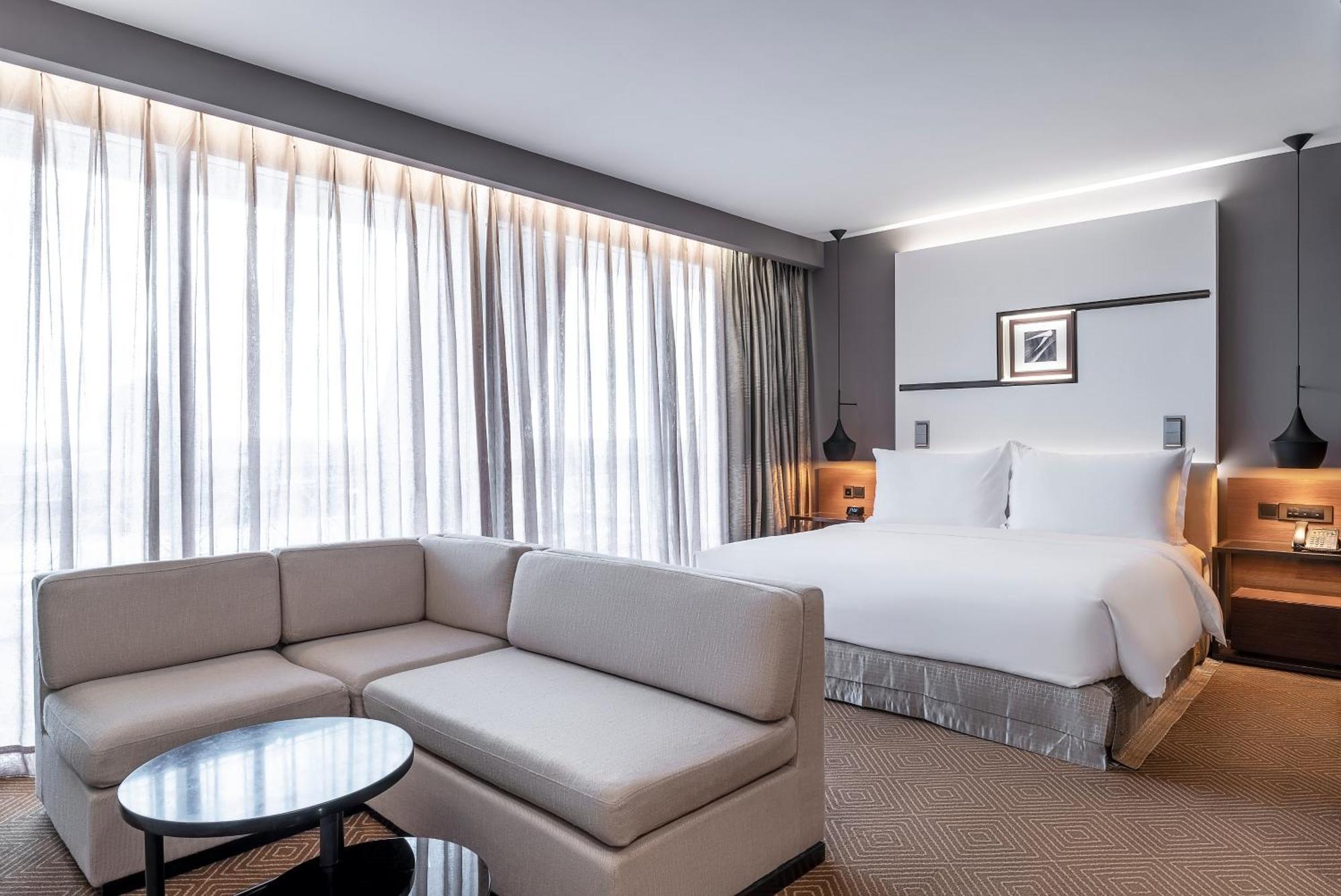 Movenpick Hotel & Convention Centre Klia Сепанг Екстериор снимка